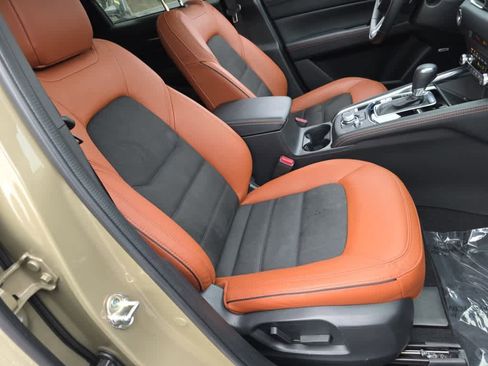 Used 2025 MAZDA CX-5 Carbon Edition image 22