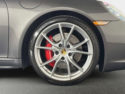 Used 2018 Porsche 911 Carrera 4S AWD/4WD image 21