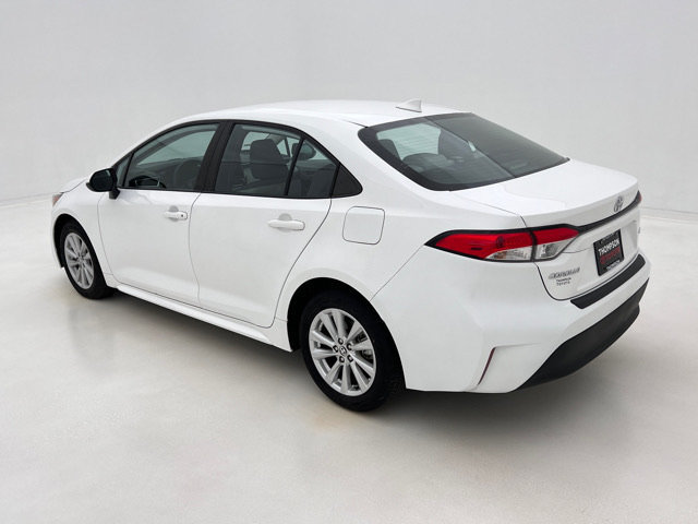 Used 2023 Toyota Corolla LE w/ LE Convenience Package FWD image 9