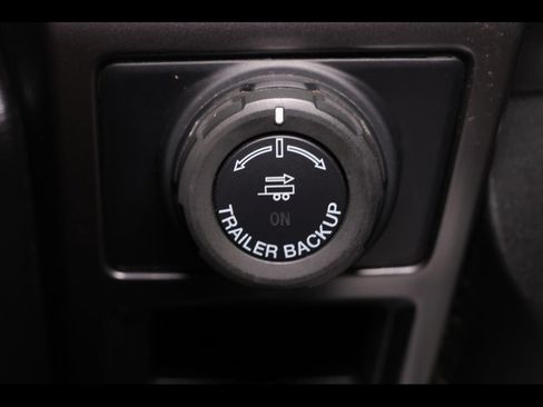 Used 2020 Ford F150 XLT w/ Equipment Group 302A Luxury AWD/4WD image 26