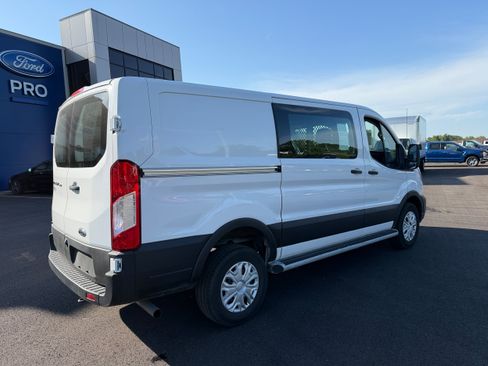 Used 2024 Ford Transit 250 Low Roof w/ Exterior Upgrade Package RWD image 8