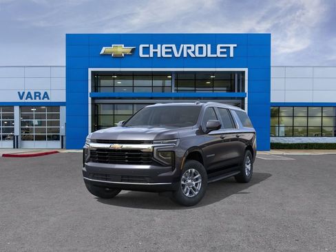 New 2026 Chevrolet Suburban LS RWD image 8
