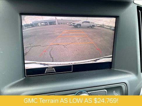 Used 2023 GMC Terrain SLE w/ Driver Convenience Package AWD/4WD image 21