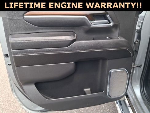 Certified 2025 GMC Sierra 3500 Denali w/ Denali Reserve Package image 17