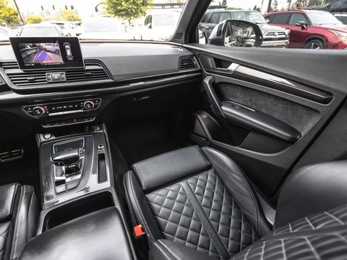 Used 2018 Audi SQ5 Premium Plus w/ S Sport Package AWD/4WD image 22