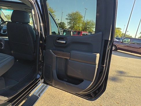 Used 2019 GMC Sierra 1500 SLT w/ SLT Premium Plus Package image 18