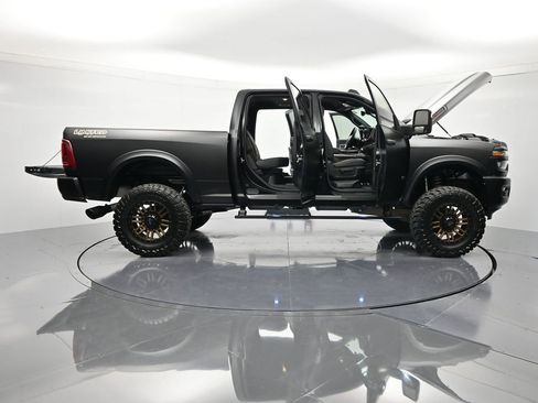 New 2026 RAM 2500 Big Horn AWD/4WD image 47