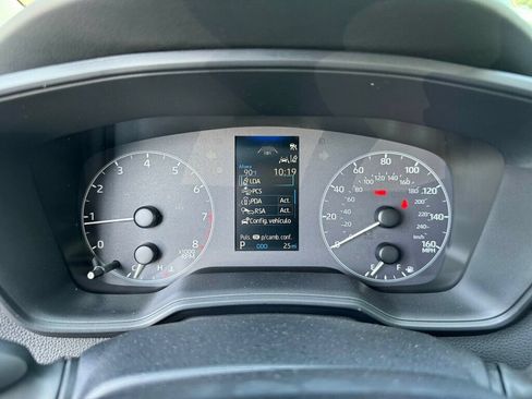 Used 2025 Toyota Corolla LE FWD image 4