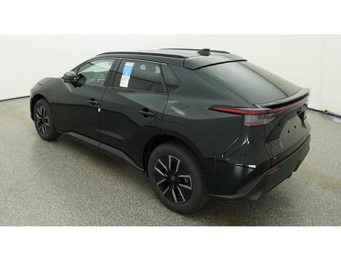 New 2026 Toyota bZ FWD image 5