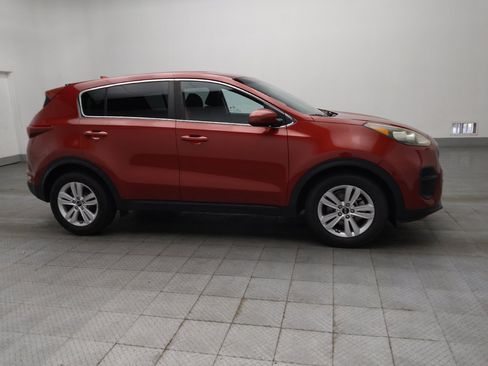 Used 2019 Kia Sportage LX FWD image 11
