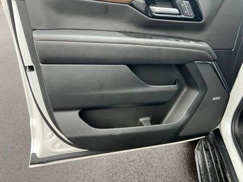 Used 2025 Chevrolet Tahoe High Country w/ LPO, Get Active Package image 10