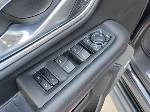 Used 2022 Chevrolet Tahoe RST w/ Luxury Package RWD image 22