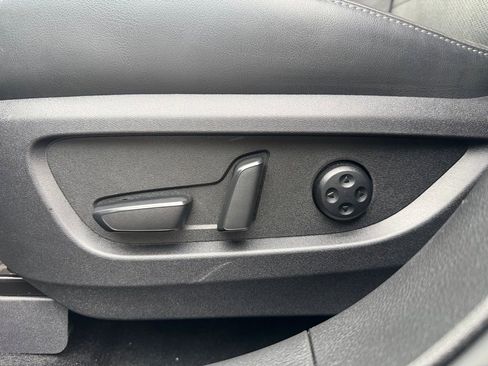 Used 2025 INFINITI QX55 Essential image 12