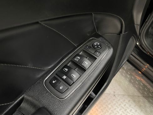 Used 2022 Dodge Charger R/T w/ Plus Group image 15