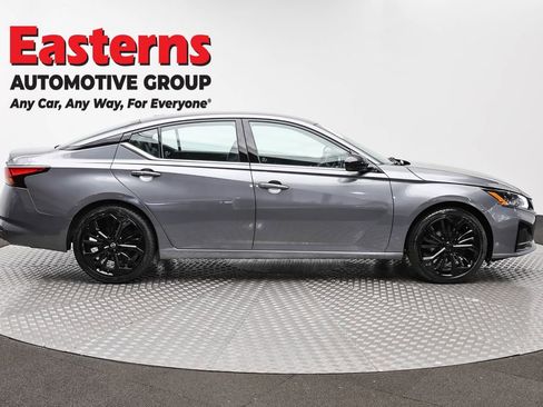 Used 2024 Nissan Altima 2.5 SR FWD image 4