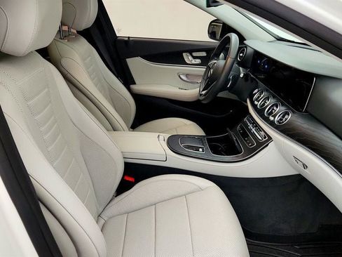 Used 2021 Mercedes-Benz E 350 4MATIC Sedan w/ Premium Package image 22
