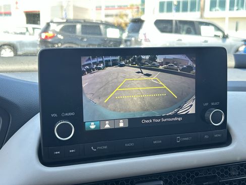 Used 2024 Honda HR-V LX image 23