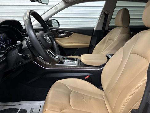 Used 2020 Audi Q8 Premium Plus image 10