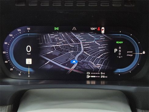 Certified 2025 Volvo XC90 T8 Plus w/ Protection Package Premier image 25