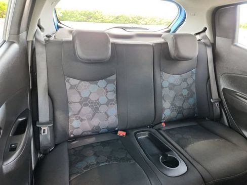Used 2018 Chevrolet Spark LT FWD image 27