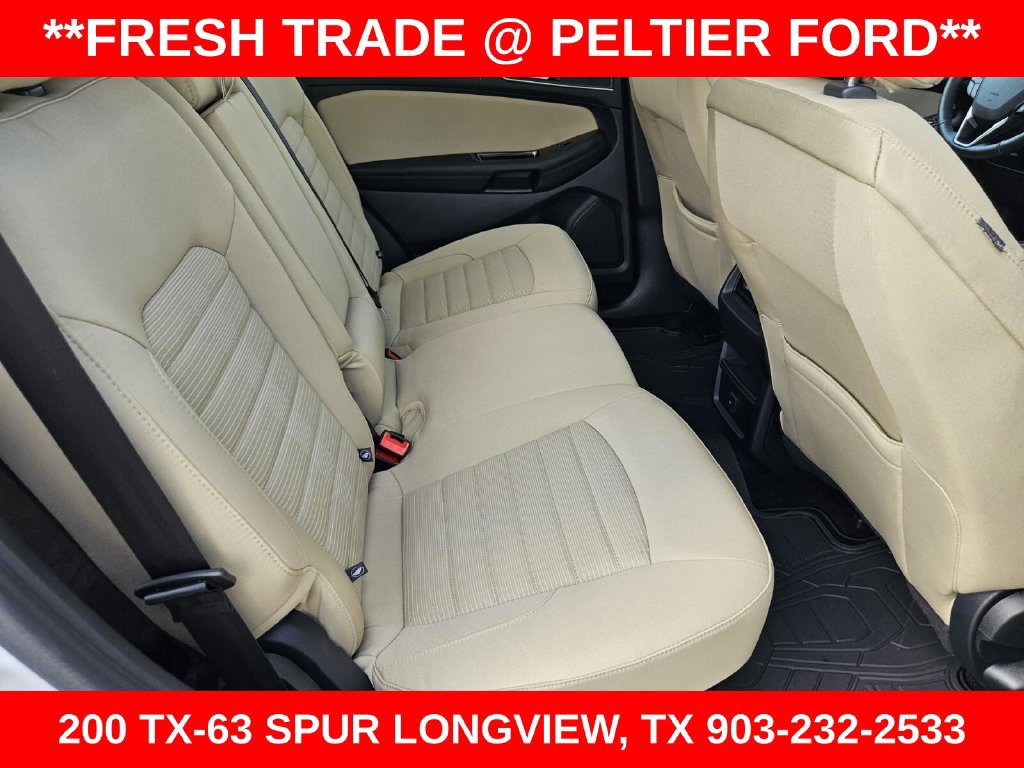 Used 2016 Ford Edge SEL FWD image 13