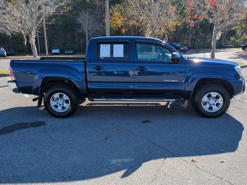 Used 2015 Toyota Tacoma PreRunner image 4