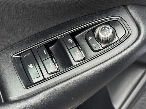 Used 2022 Subaru Outback Premium image 11