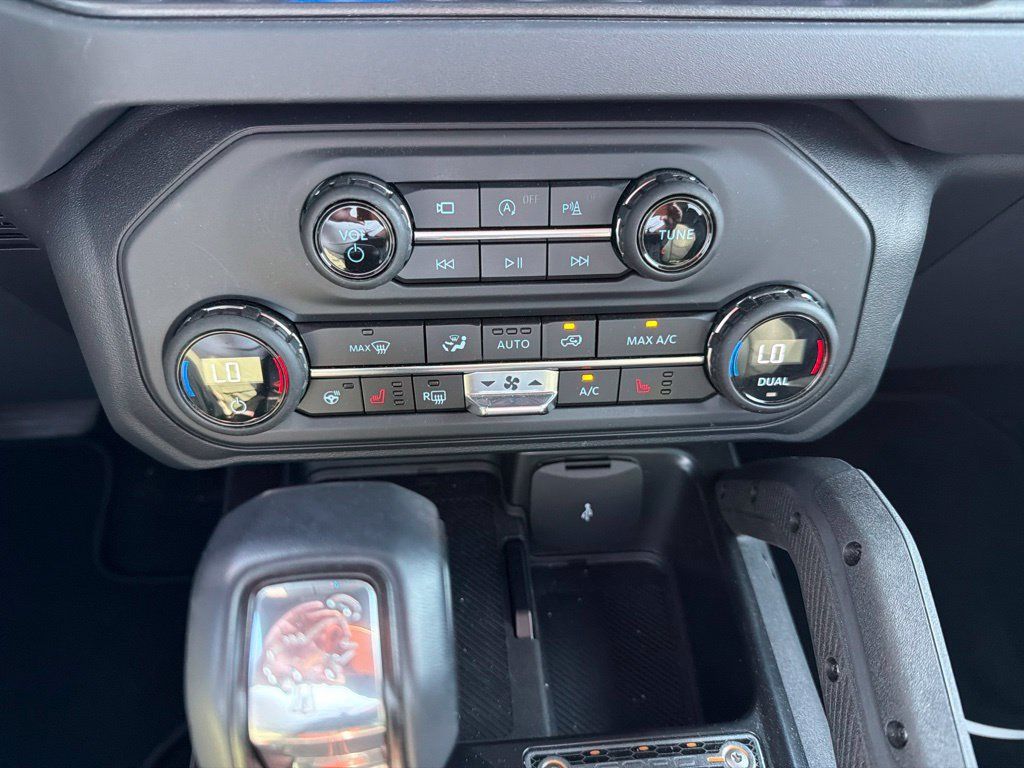Used 2025 Ford Bronco Raptor AWD/4WD image 4