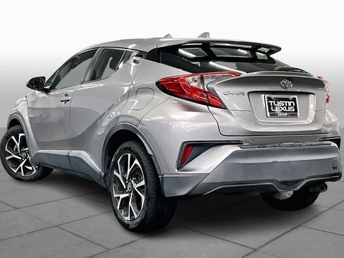 Used 2018 Toyota C-HR XLE image 10