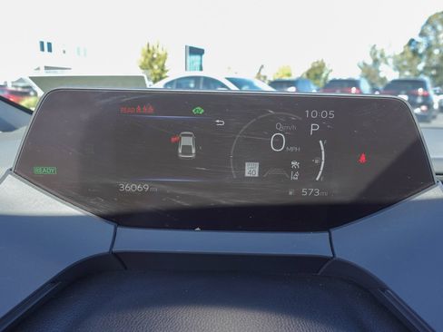 Used 2025 Toyota Prius LE FWD image 19