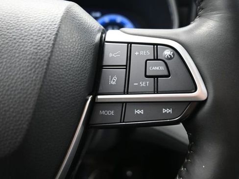 Used 2023 Toyota Highlander Platinum image 24