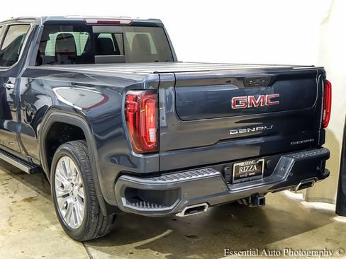 Used 2022 GMC Sierra 1500 Denali w/ Denali Premium Package AWD/4WD image 4
