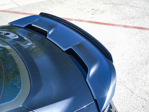Used 2020 Ford Mustang Shelby GT500 w/ Technology Package RWD image 8
