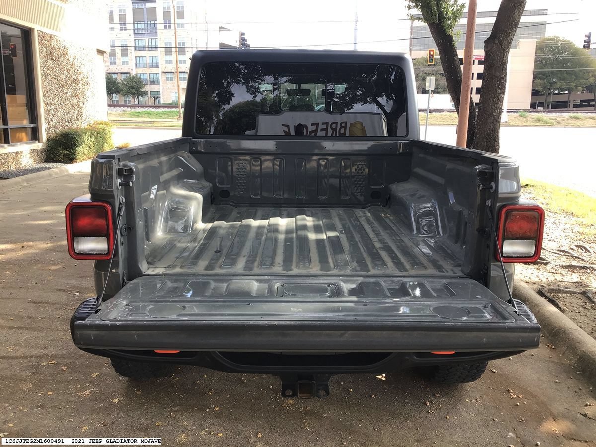 Used 2021 Jeep Gladiator Mojave AWD/4WD image 10
