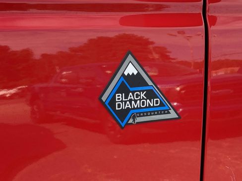 Used 2023 Ford Bronco Black Diamond w/ Sasquatch Package AWD/4WD image 9