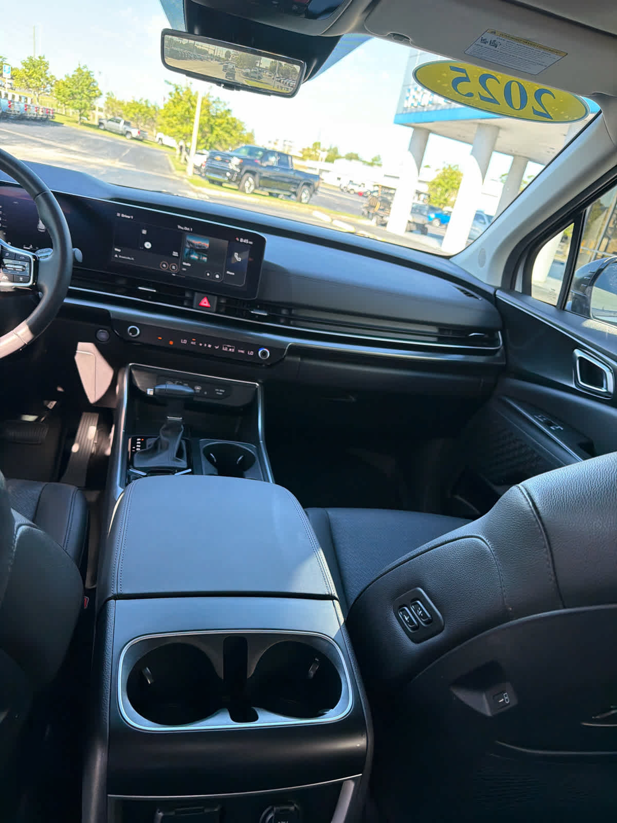 Used 2025 Kia Carnival SX Prestige FWD image 14