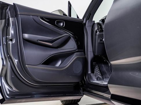 New 2026 Aston Martin DBX 707 image 31