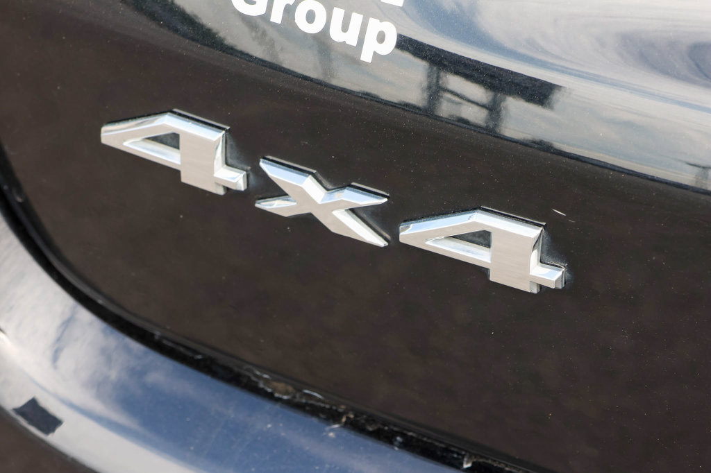 Used 2025 Jeep Compass Limited AWD/4WD image 9