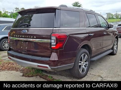 Used 2024 Ford Expedition Limited AWD/4WD image 3