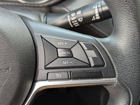 Used 2020 Nissan Versa S image 17