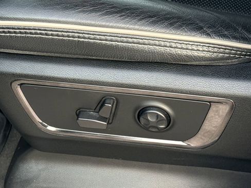 Used 2024 RAM 1500 Limited w/ Bed Utility Group image 24