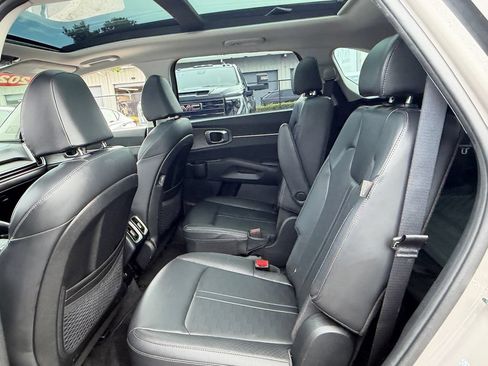 Used 2025 Kia Sorento X-Line EX AWD/4WD image 12