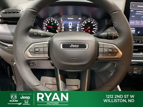 New 2026 Jeep Compass Latitude AWD/4WD image 22