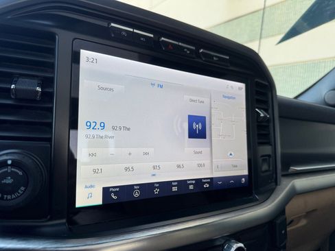 Certified 2021 Ford F150 Lariat w/ Equipment Group 502A High image 30