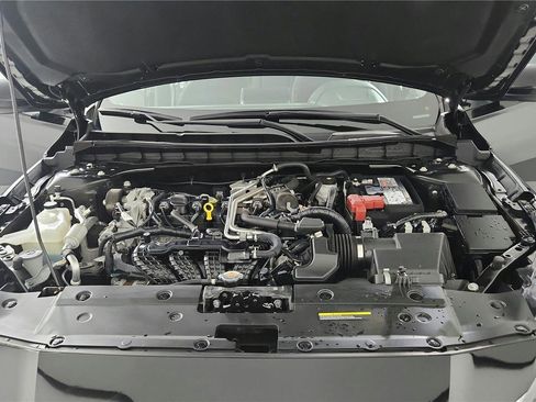 Used 2022 Nissan Altima 2.5 SV image 36