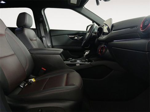 Used 2023 Chevrolet Blazer RS image 10