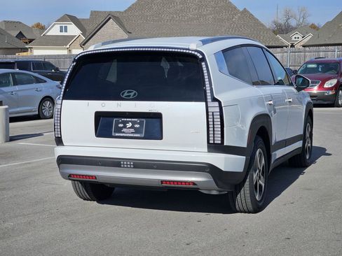 New 2026 Hyundai Ioniq 9 SE AWD/4WD image 7