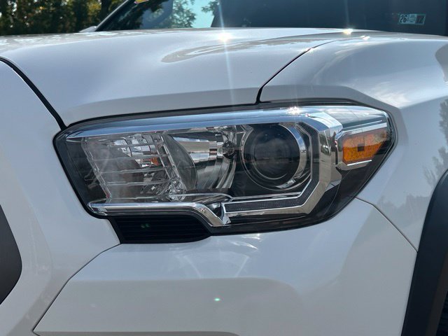 Used 2023 Toyota Tacoma TRD Off-Road AWD/4WD image 10
