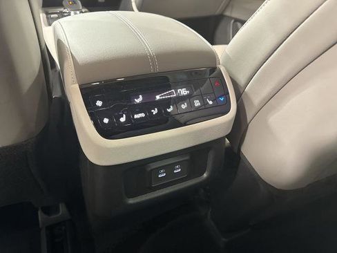 Certified 2026 INFINITI QX60 Luxe w/ Family Package image 29