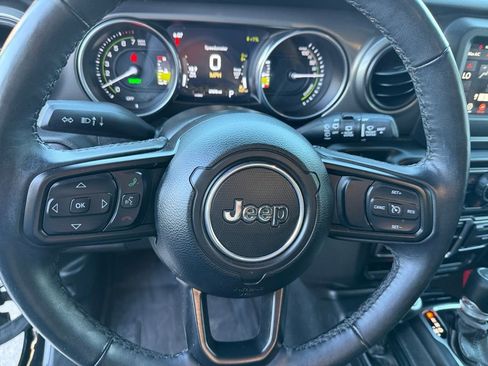Used 2023 Jeep Wrangler Unlimited w/ Cold Weather Group AWD/4WD image 34